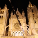 Una de nuestras grúas en la Catedral de León